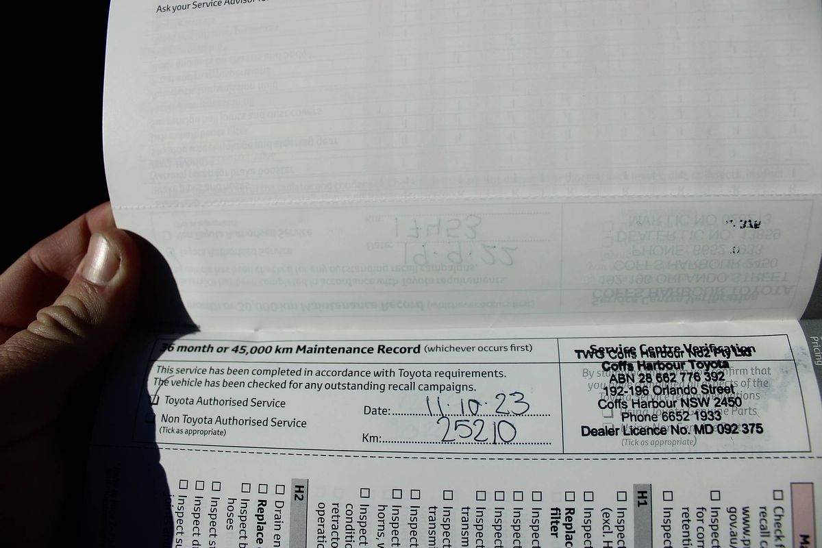 Corolla Sedan Hybrid Ascent Sport 1.8L Auto CVT 4D51290 001