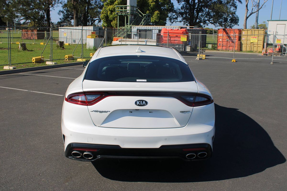 2017 KIA STINGER GT (BLACK LEATHER) 8 SP AUTOMATIC 4D SEDAN TV6