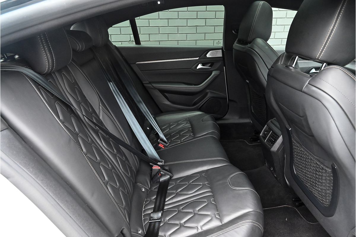 2023 Peugeot 508 GT R8