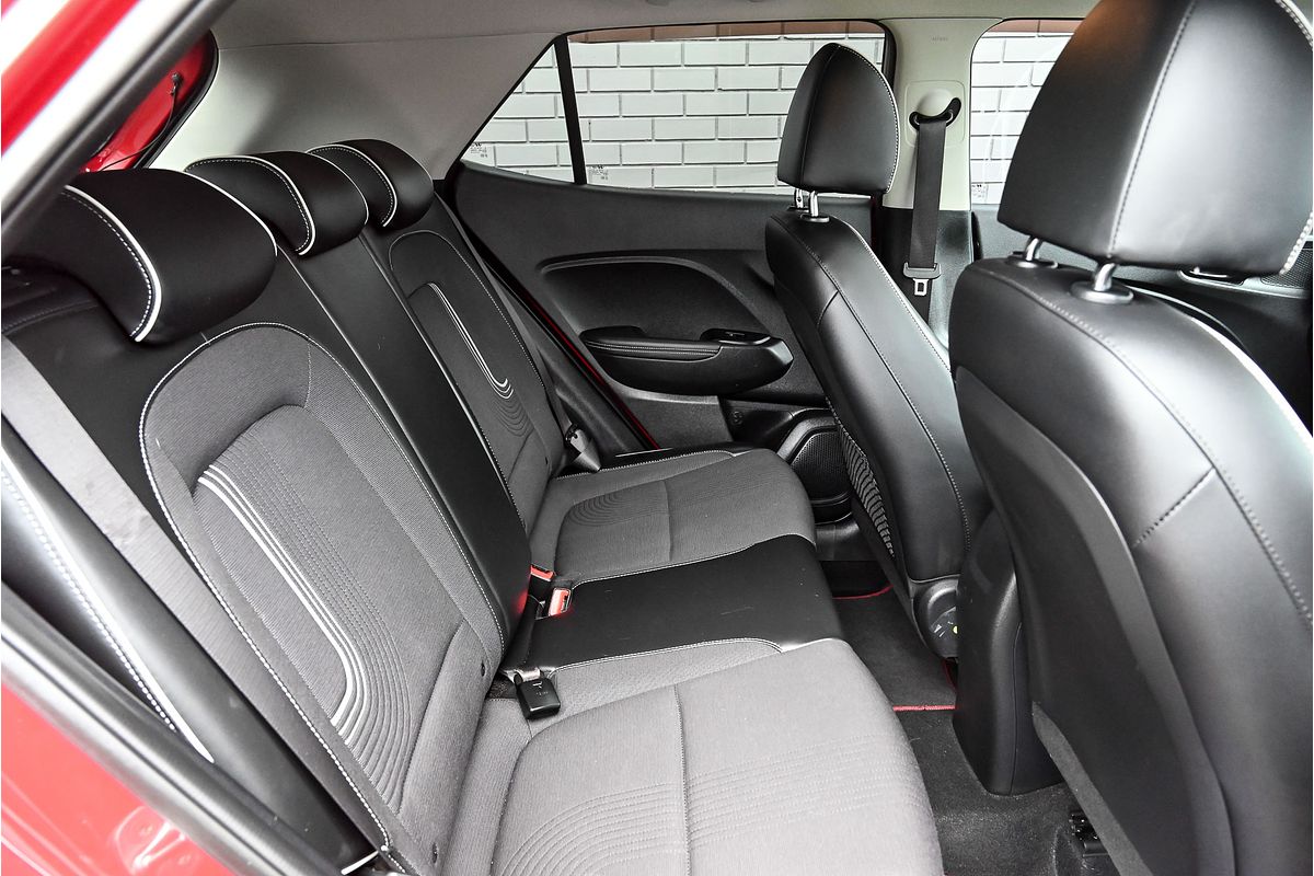 2020 Hyundai Venue Elite QX.V3