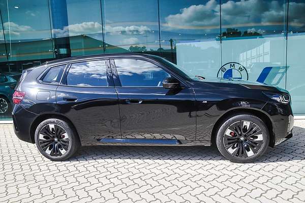 2025 BMW X3 20 xDrive G45