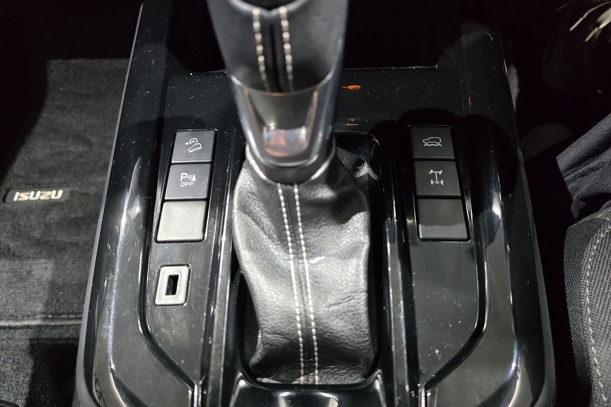 2024 Isuzu D-MAX LS-U 4X4