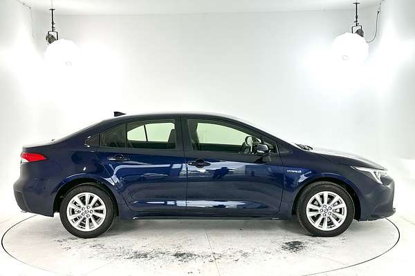 2024 Toyota Corolla Ascent Sport Hybrid ZWE219R