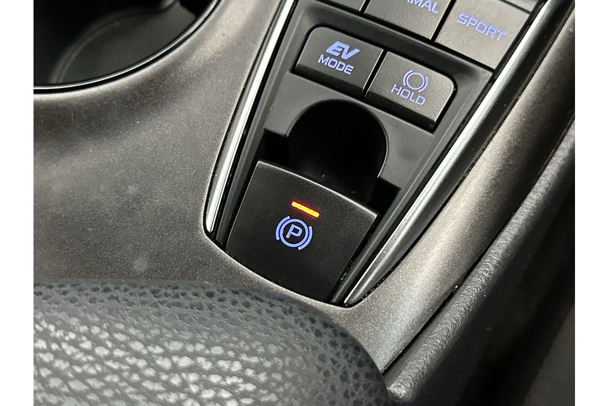 2021 Toyota Camry Ascent AXVH70R