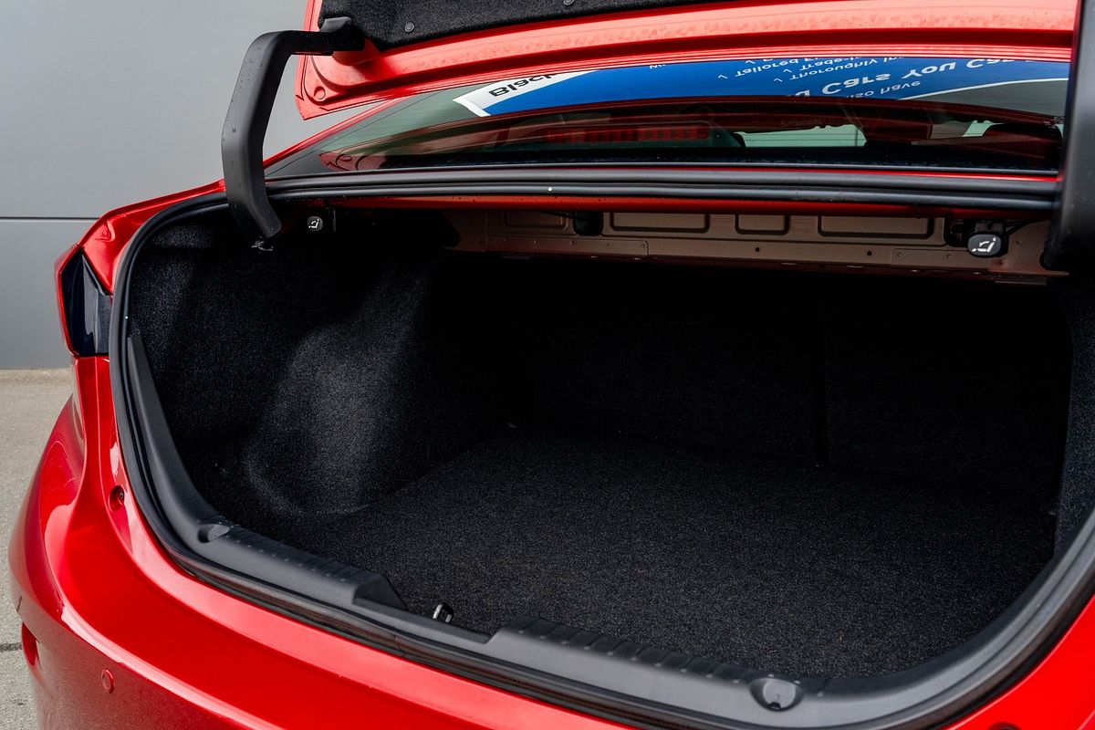 2017 Mazda 3 Sp25 2.5P/6At
