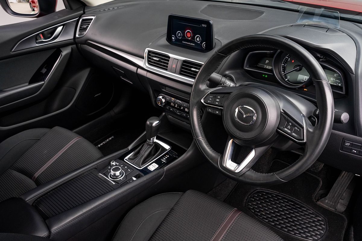 2017 Mazda 3 Sp25 2.5P/6At