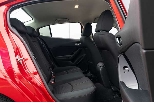 2017 Mazda 3 Sp25 2.5P/6At