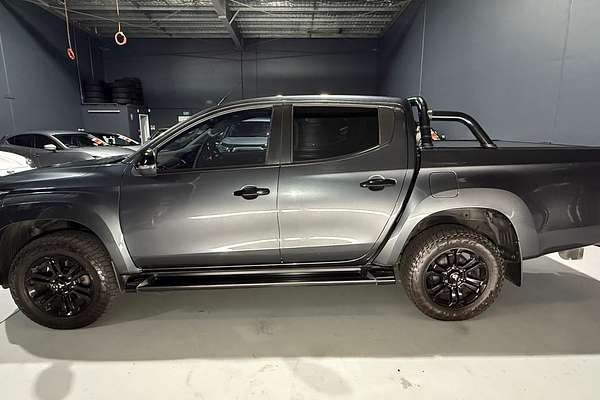 2022 Mitsubishi Triton GSR MR 4X4