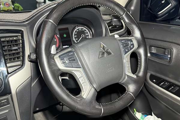 2022 Mitsubishi Triton GSR MR 4X4