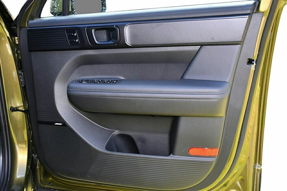 2024 Hyundai Santa Fe Hybrid Calligraphy MX5.V1