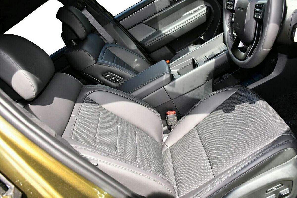 2024 Hyundai Santa Fe Hybrid Calligraphy MX5.V1