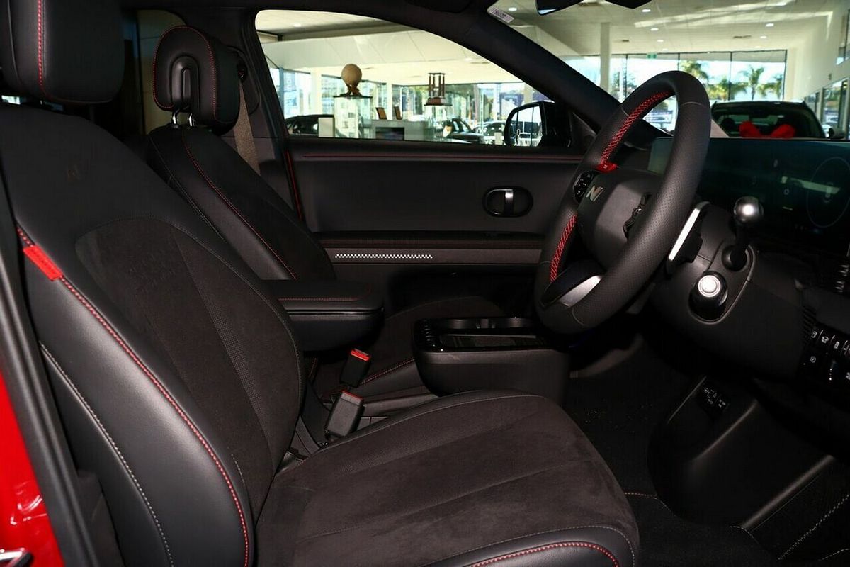 2024 Hyundai IONIQ 5 DYNAMIQ N Line NE.V5