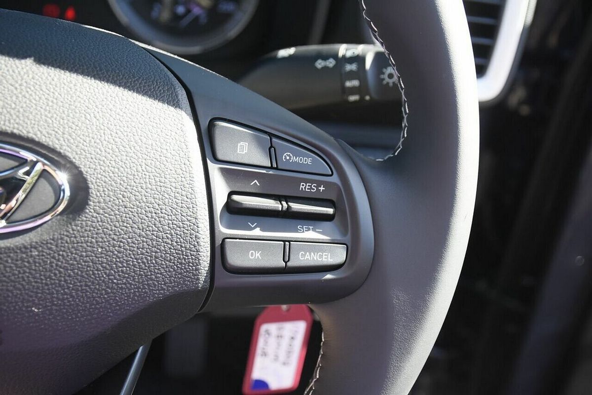 2025 Hyundai Venue Active QX.V5