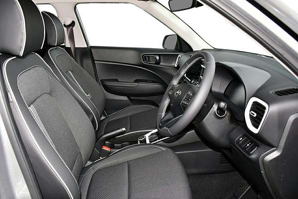 2025 Hyundai Venue Elite QX.V5