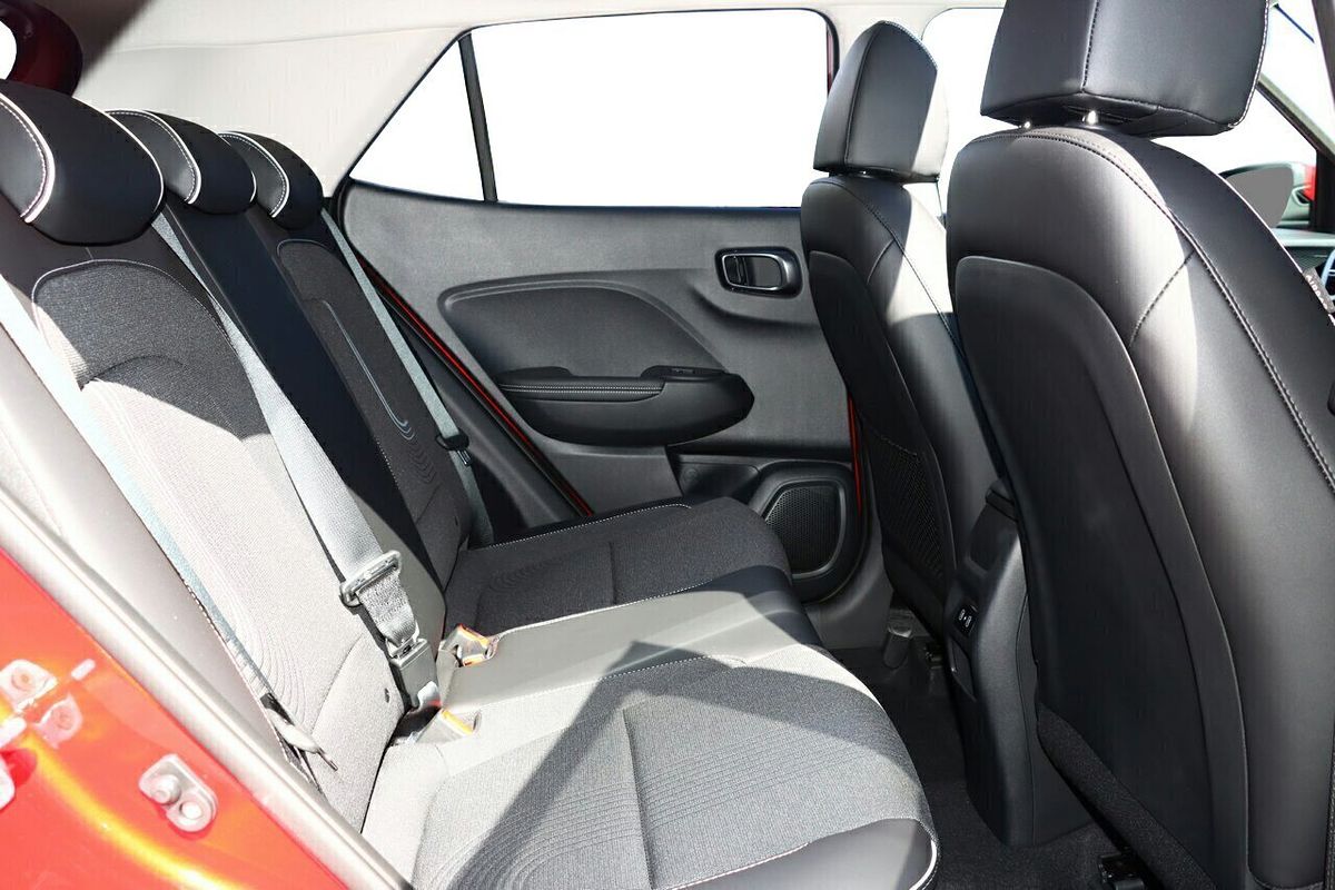 2025 Hyundai Venue Elite QX.V5