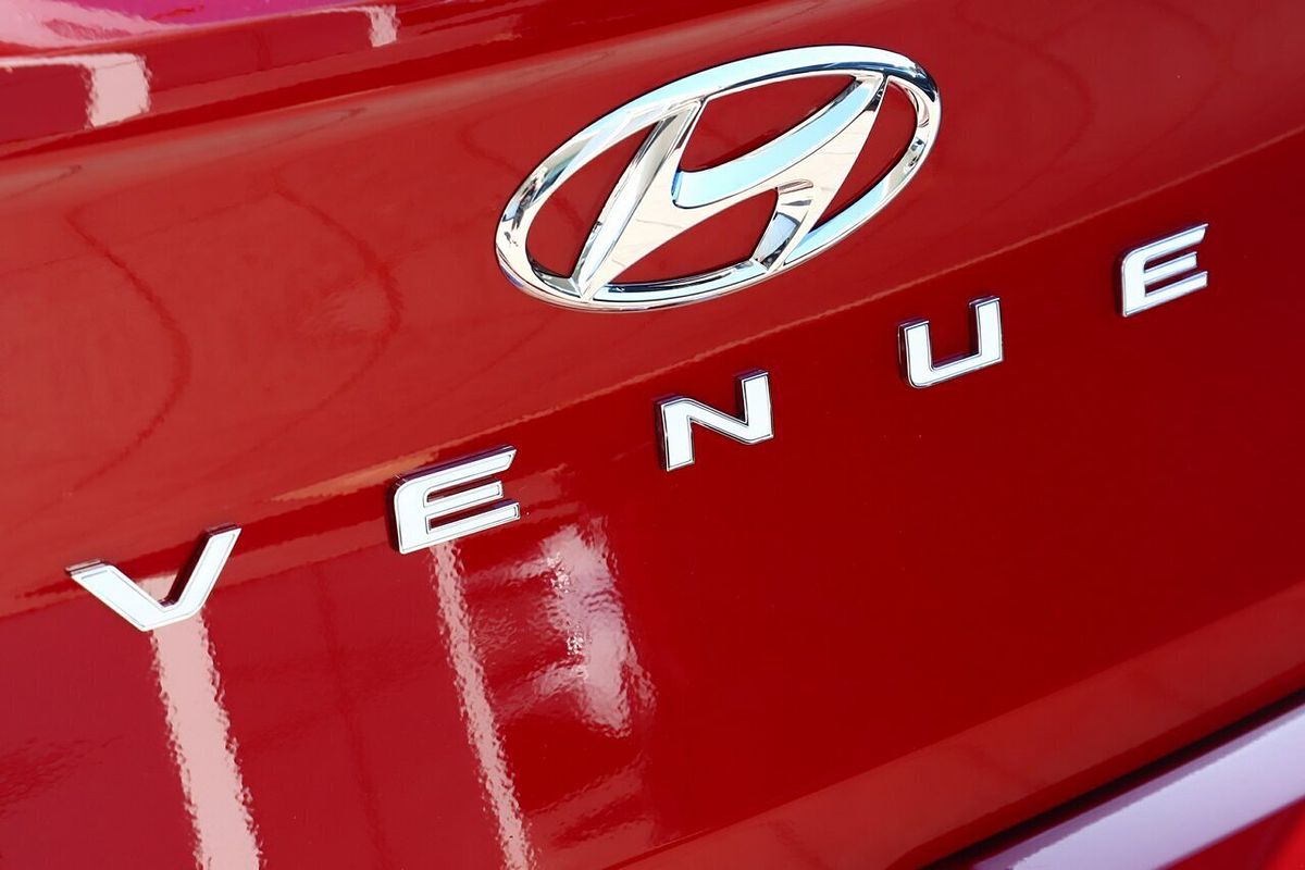 2025 Hyundai Venue Elite QX.V5