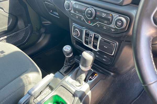 2021 Jeep Gladiator Night Eagle JT All Wheel Drive
