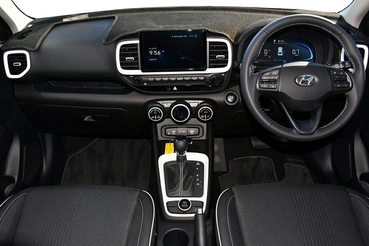 2025 Hyundai Venue Elite QX.V5