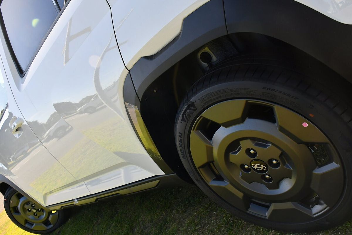 2025 Hyundai INSTER Cross AX.V1