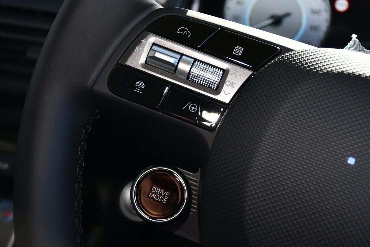 2025 Hyundai INSTER Cross AX.V1