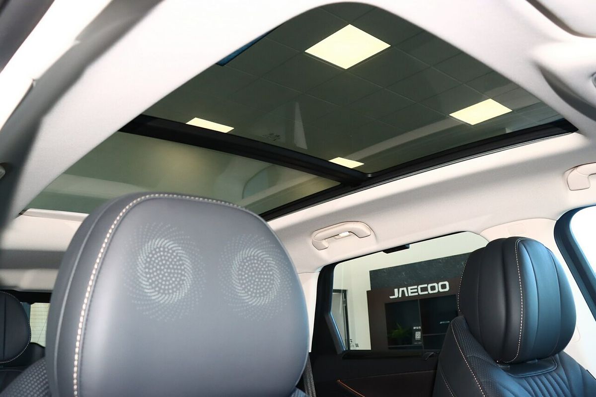 2025 Jaecoo J8 Track