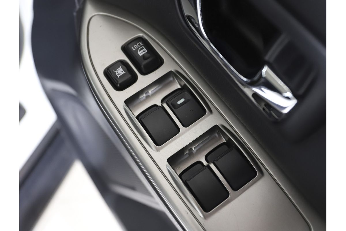 2019 Mitsubishi NX Pajero GLX5 3.2L CDI TC 5A/T LWB