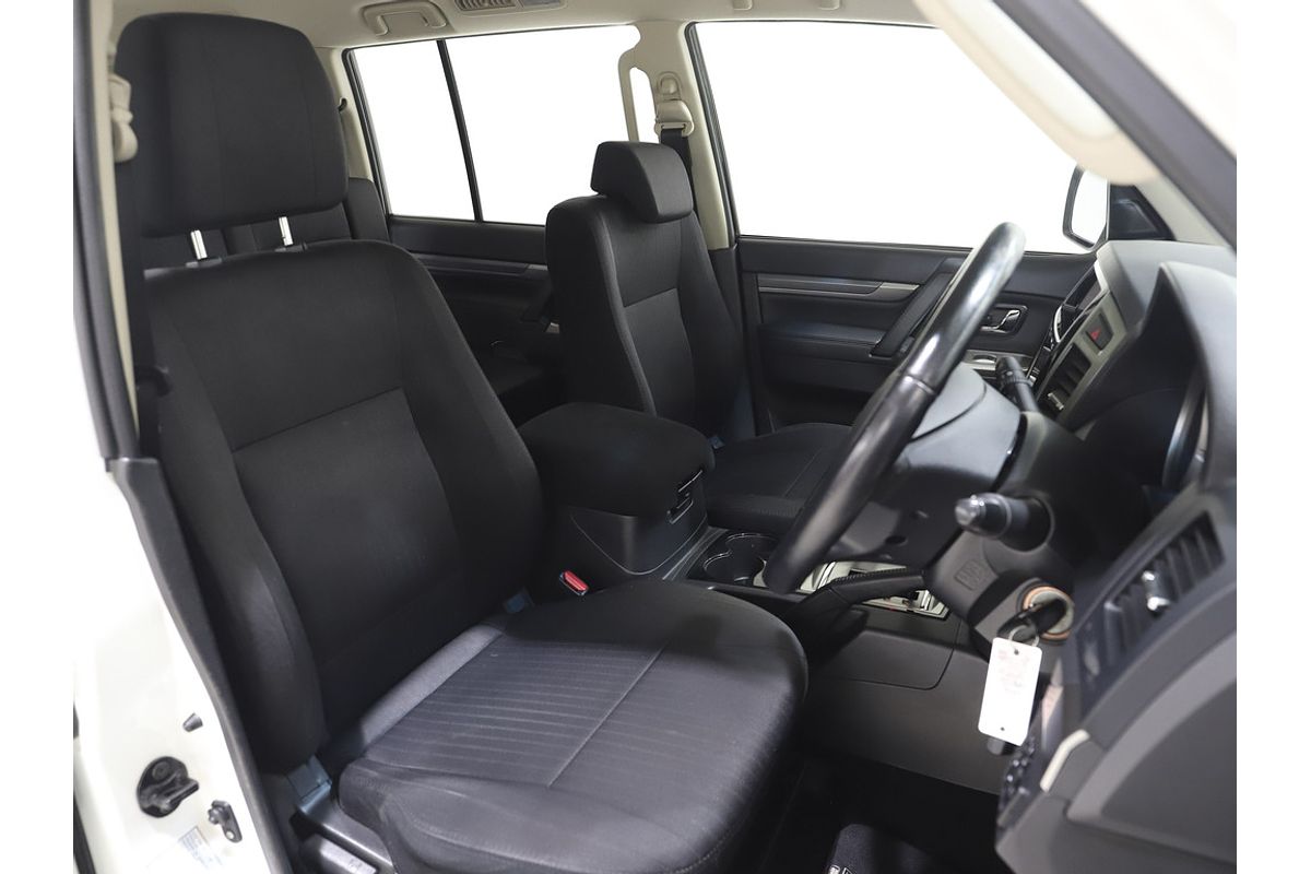 2019 Mitsubishi NX Pajero GLX5 3.2L CDI TC 5A/T LWB