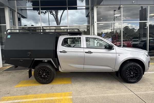 2025 Isuzu D-MAX SX 4X4