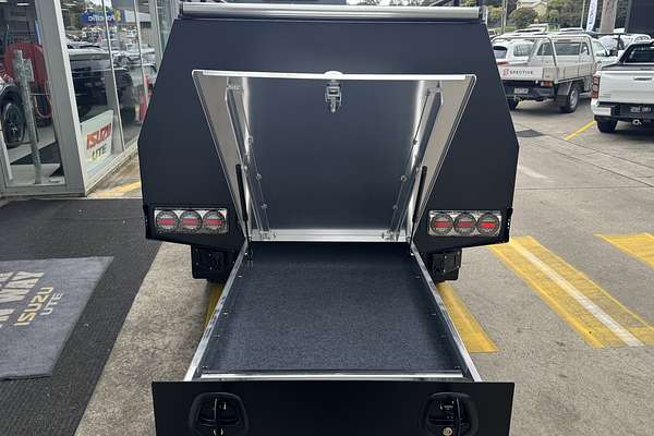 2025 Isuzu D-MAX SX 4X4