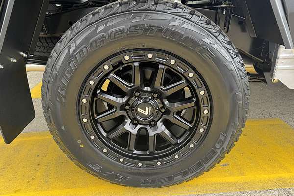 2025 Isuzu D-MAX SX 4X4