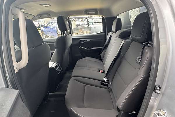 2025 Isuzu D-MAX SX 4X4