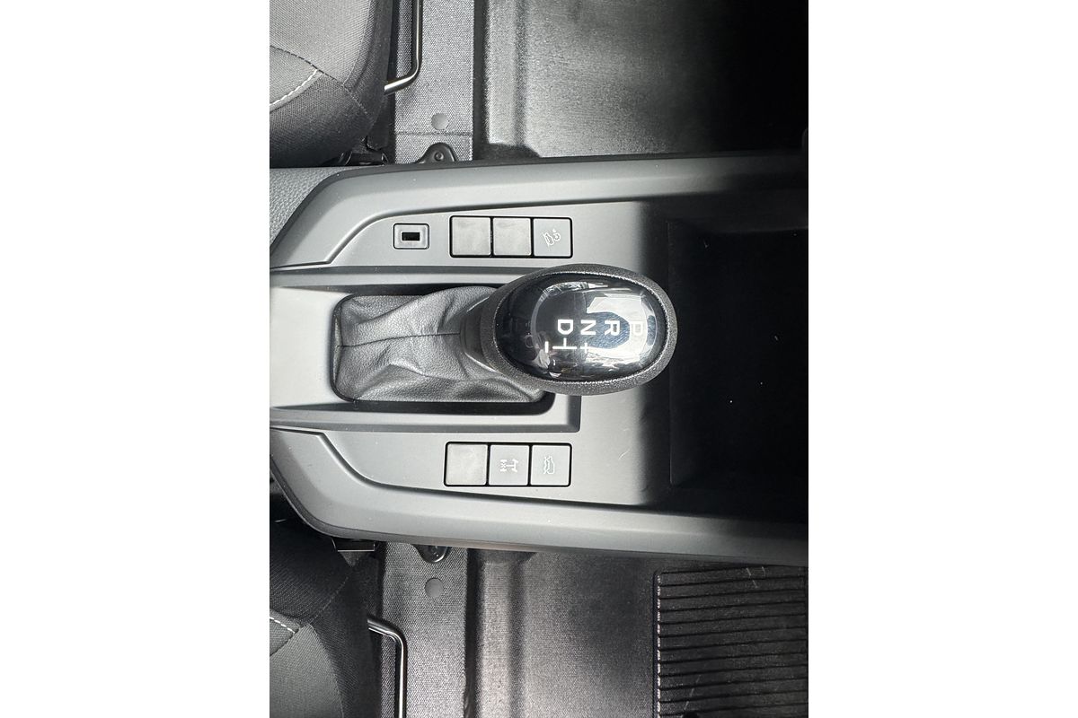 2025 Isuzu D-MAX SX 4X4