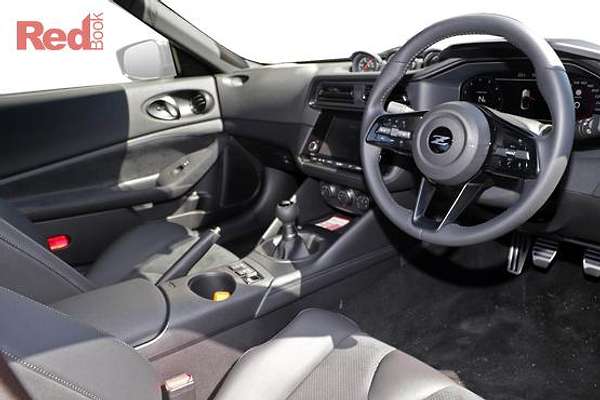 2025 Nissan Z Z34