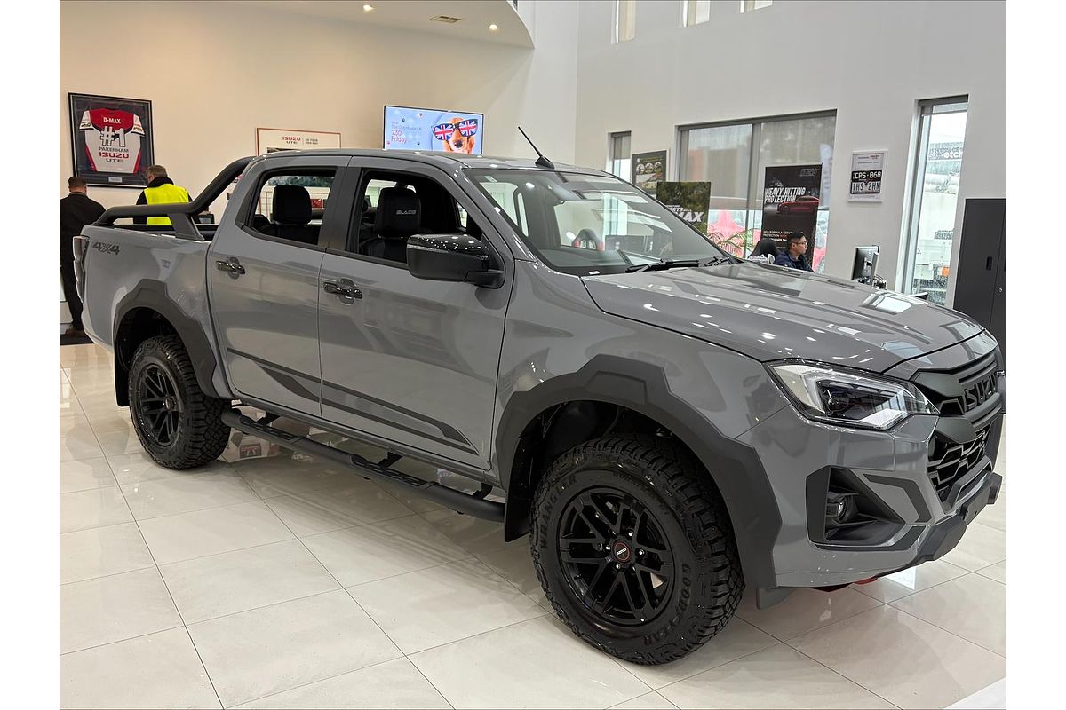 2025 Isuzu D-MAX BLADE 4X4