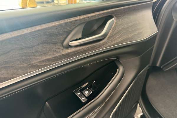 2023 Jeep Grand Cherokee Overland WL