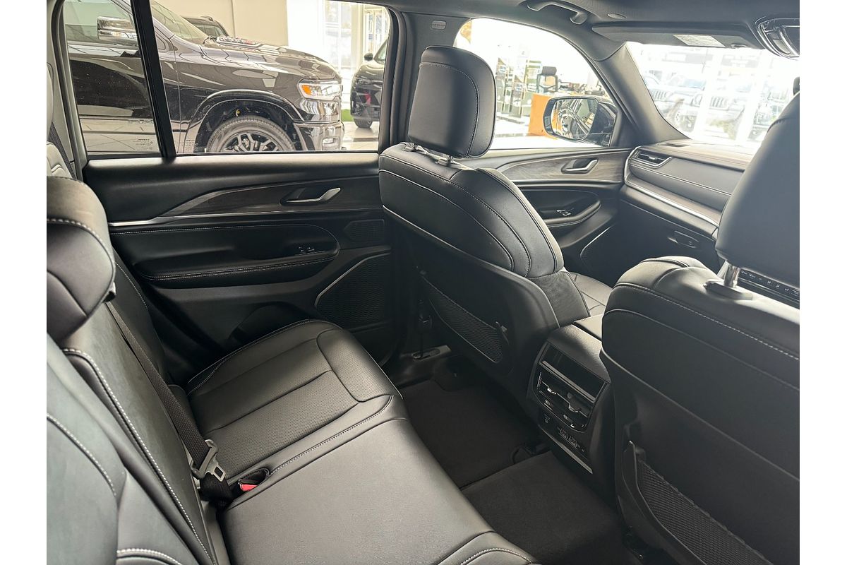 2023 Jeep Grand Cherokee Overland WL