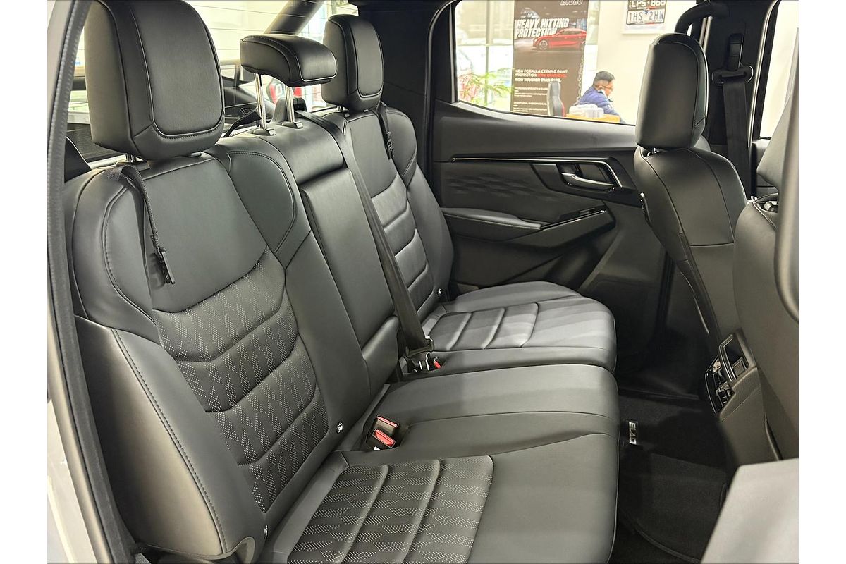 2025 Isuzu D-MAX BLADE 4X4