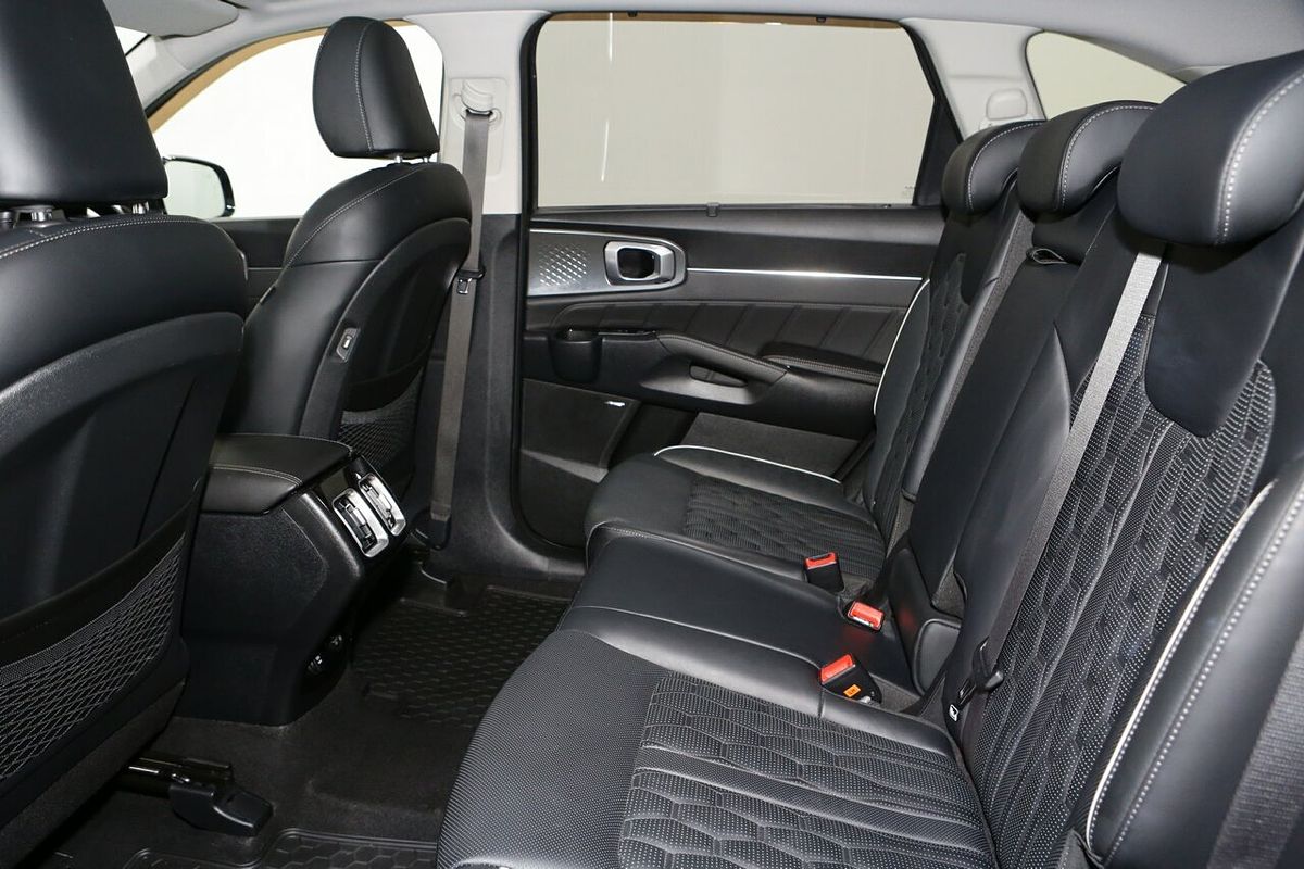 2022 Kia Sorento GT-Line MQ4