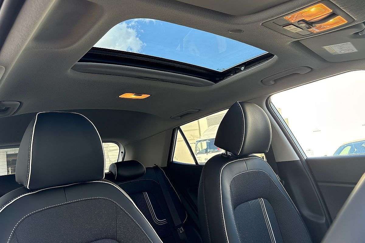 2024 Hyundai Venue Elite QX.V5