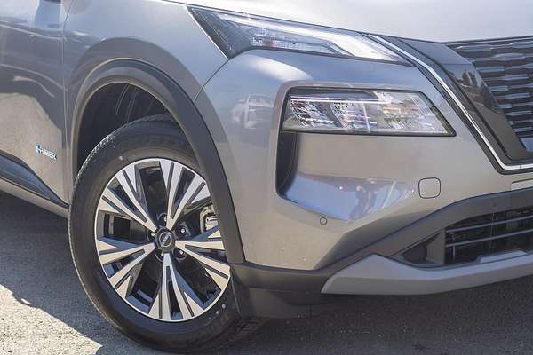 2025 Nissan X-TRAIL ST-L e-POWER T33