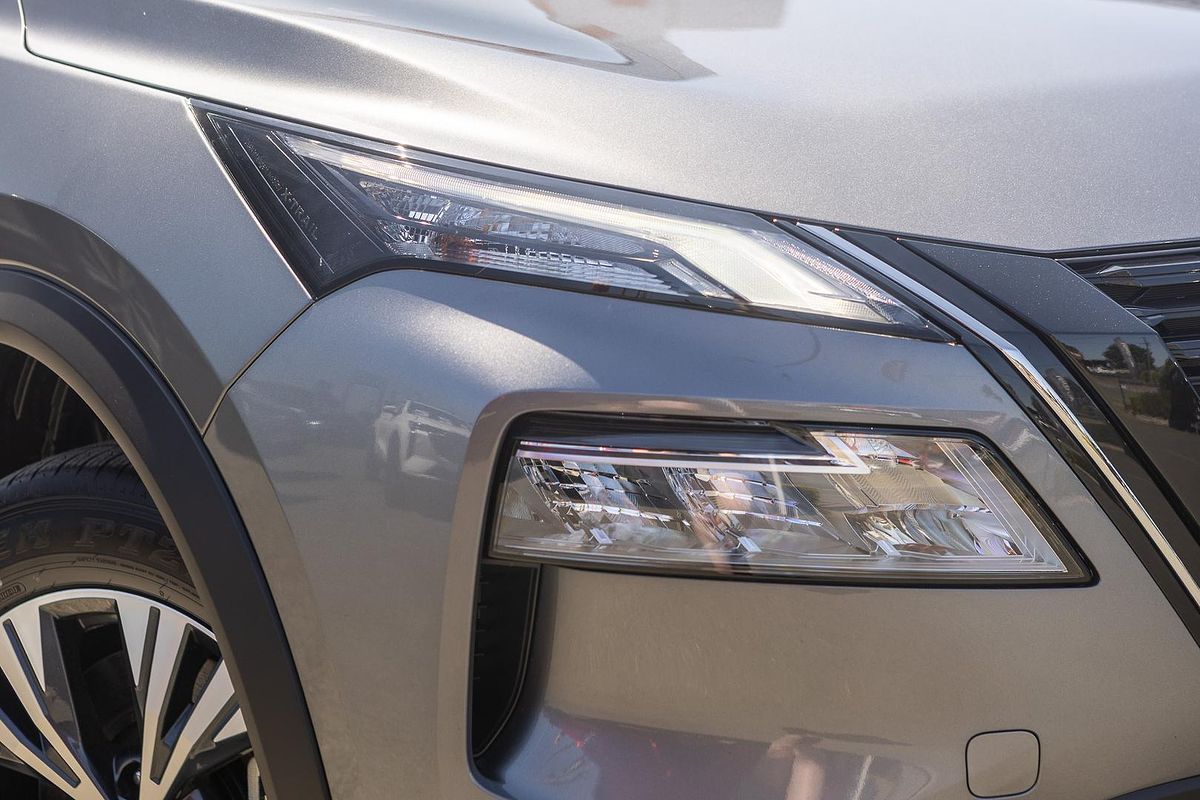 2025 Nissan X-TRAIL ST-L e-POWER T33