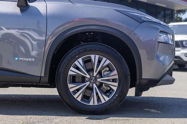 2025 Nissan X-TRAIL ST-L e-POWER T33