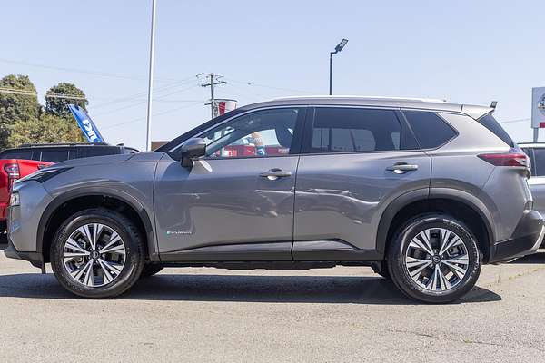 2025 Nissan X-TRAIL ST-L e-POWER T33