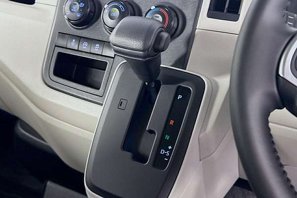 2025 Toyota Hiace GDH300R LWB