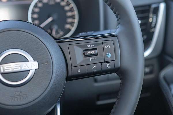 2025 Nissan X-TRAIL ST-L e-POWER T33