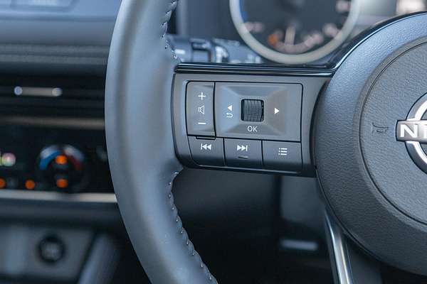 2025 Nissan X-TRAIL ST-L e-POWER T33