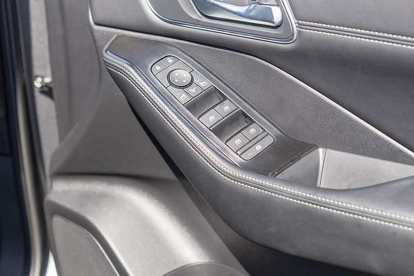 2025 Nissan X-TRAIL ST-L e-POWER T33