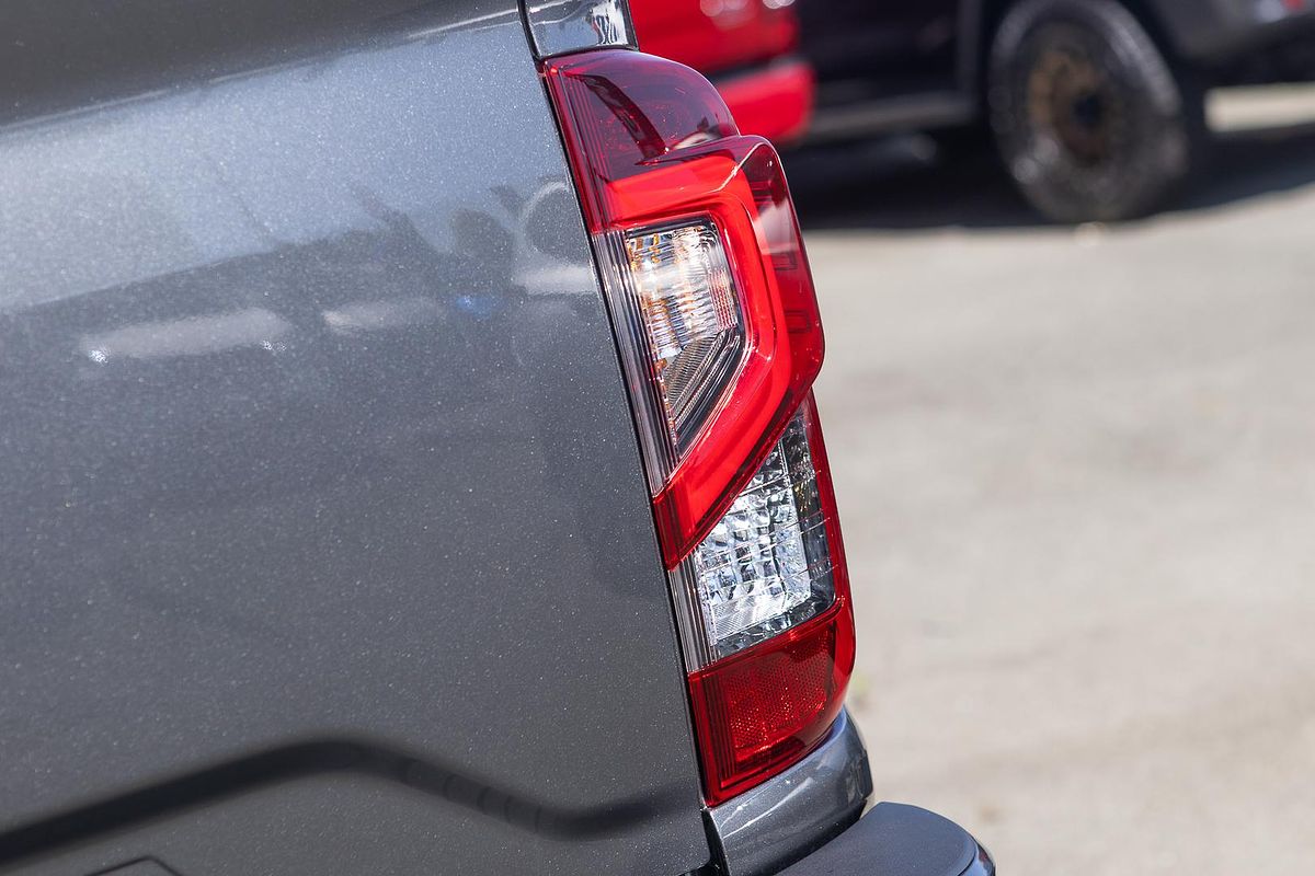 2025 Nissan Navara ST-X D23 4X4
