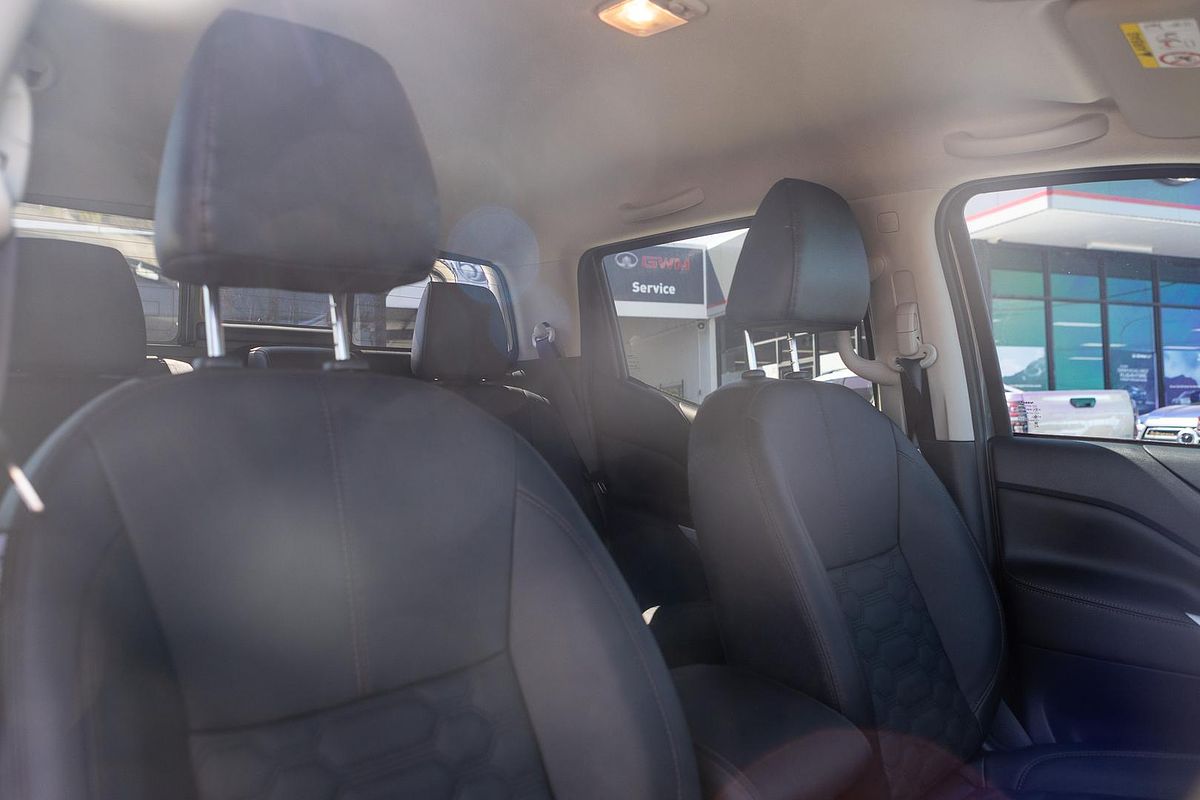 2025 Nissan Navara ST-X D23 4X4