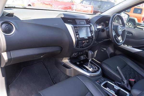 2025 Nissan Navara ST-X D23 4X4